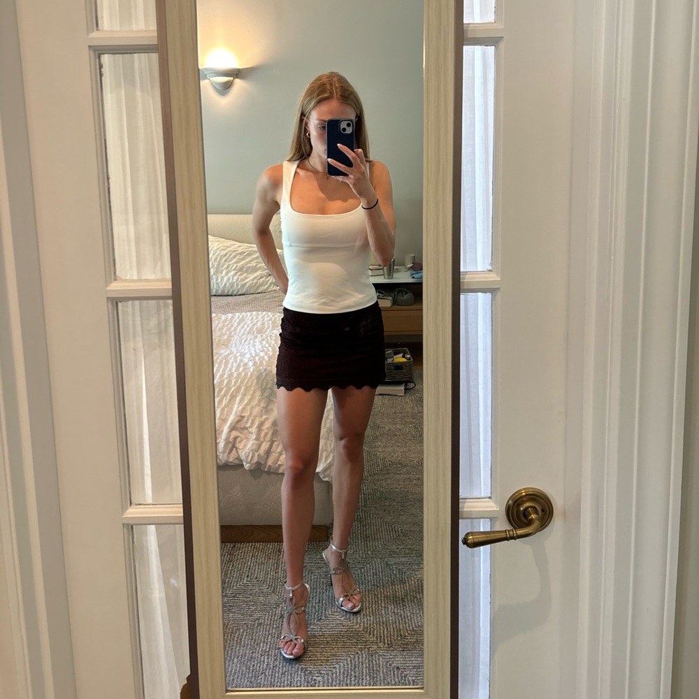 urban outfitters brown lace skirt